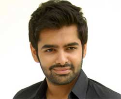 hero ram,pandagachesko movie,remunaration  రామ్‌ వైఖరిపై విమర్శలు!